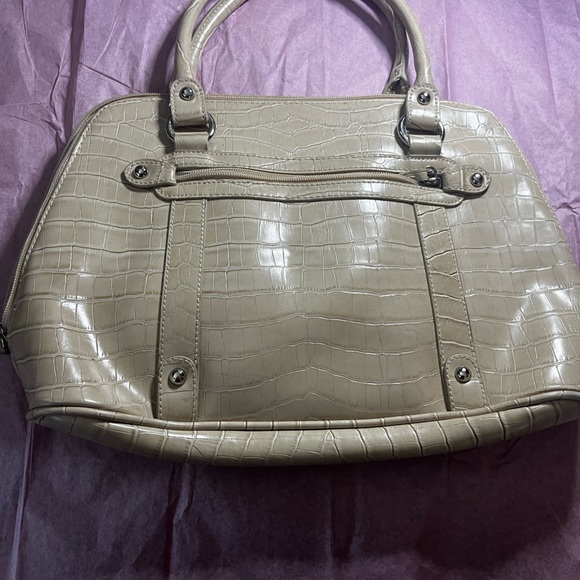 Slightly used but in great condtion - Picture 1 of 4